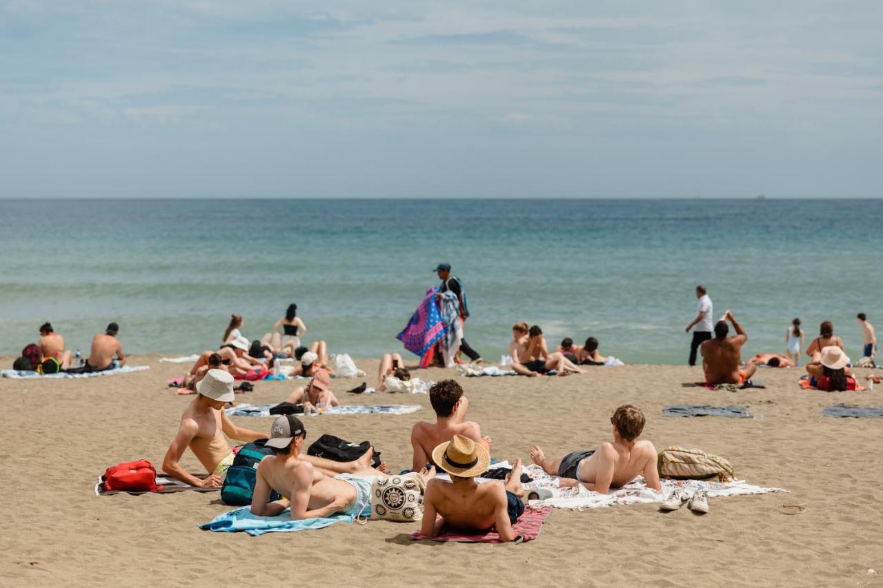 In The Historic Center Of Malaga, Very Close To The Beach And The Ave Train Station, With Private Parking Luaran gambar