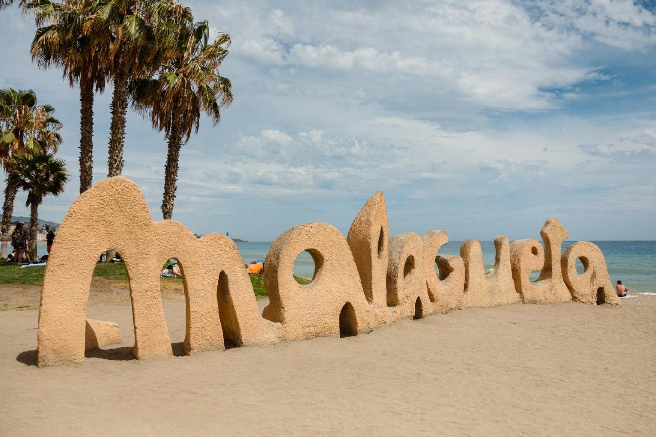 In The Historic Center Of Malaga, Very Close To The Beach And The Ave Train Station, With Private Parking Luaran gambar